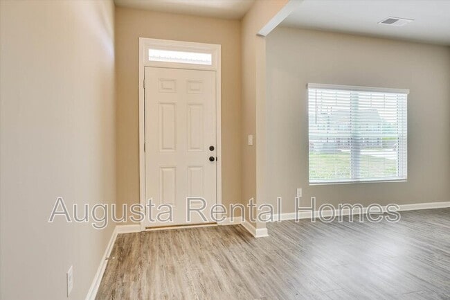 Photo - 5054 Vine Ln