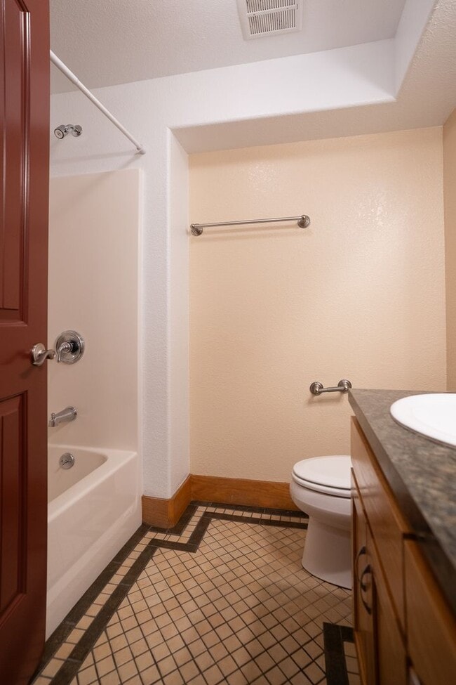 Photo - 3-bedroom 2 bath House $2,495