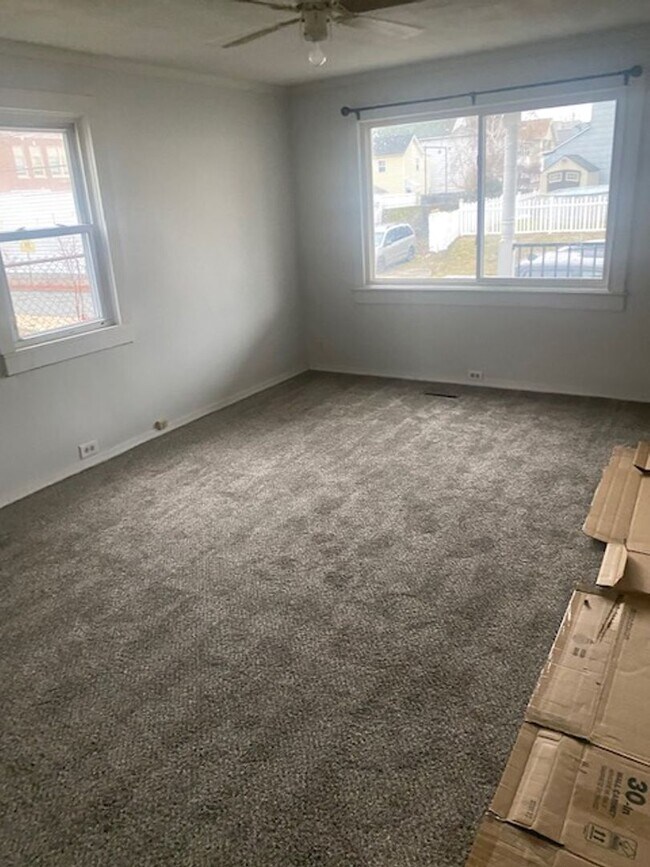 Photo - 2 bed 1 bath