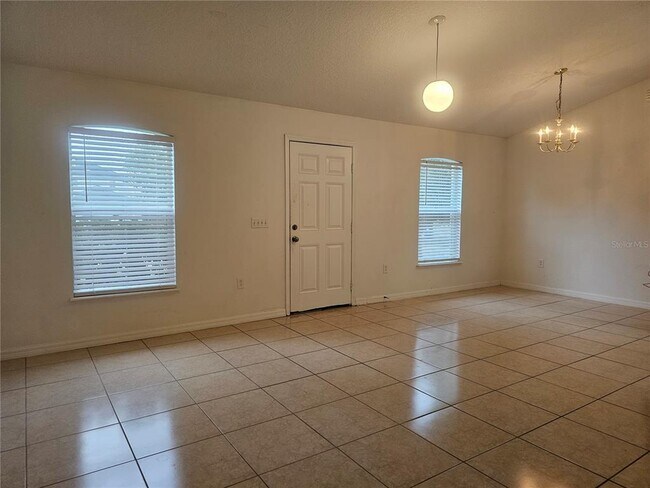 Photo - 1017 White Bark Ct