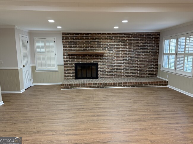 Photo - 109 Janice Pl