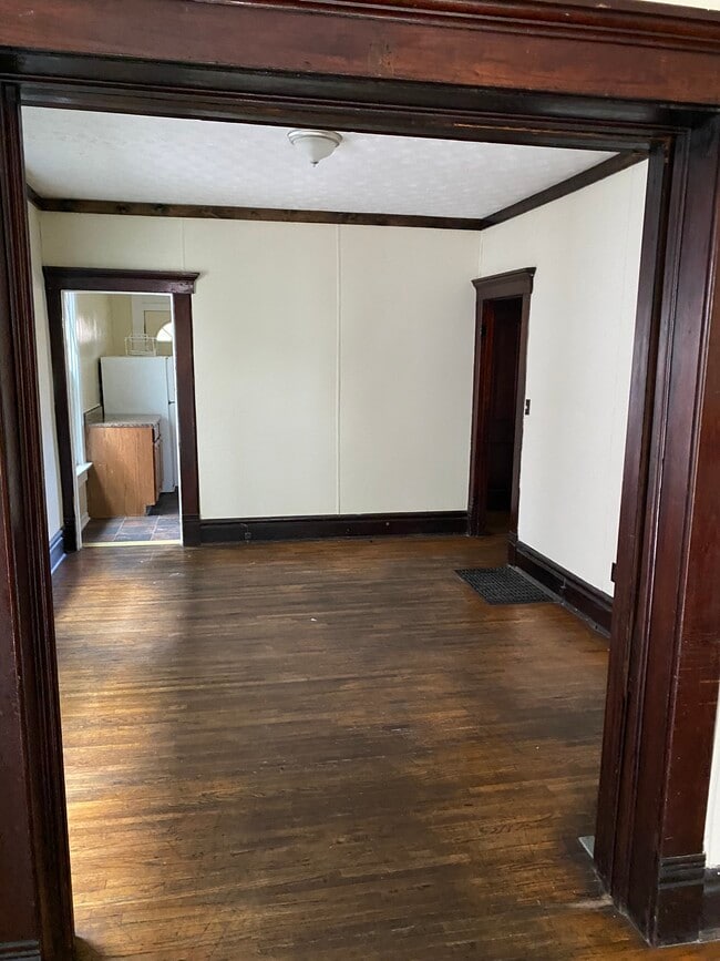 Photo - 69 W Blake Ave