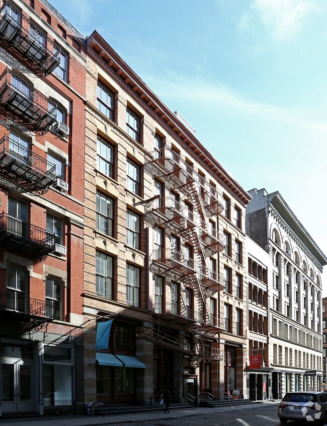 Photo - 102-104 Wooster St