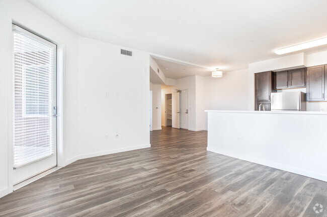 Interior Photo - Deer Creek Apartments