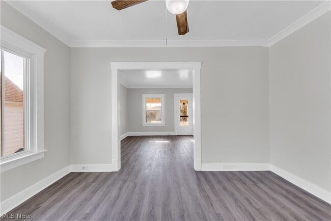 Photo - 1221 E 168th St Unit UP