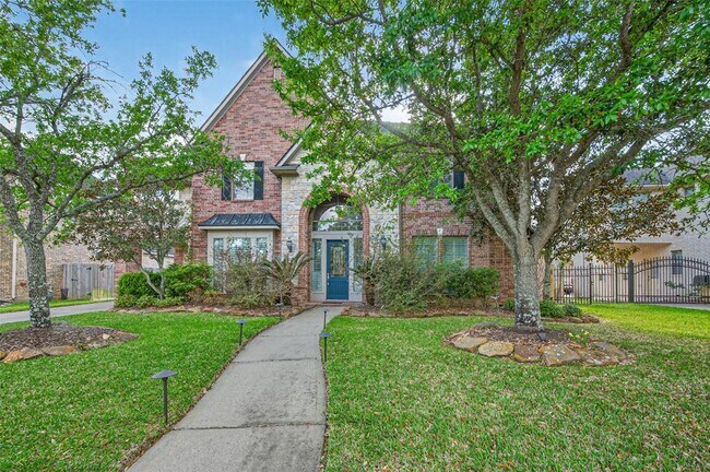 Photo - 5803 Grandwood Ln