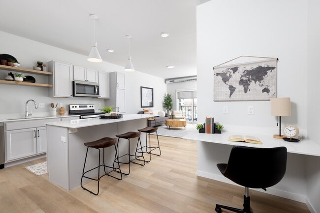 Built-in Desk - Origin at Tillstone Apartments