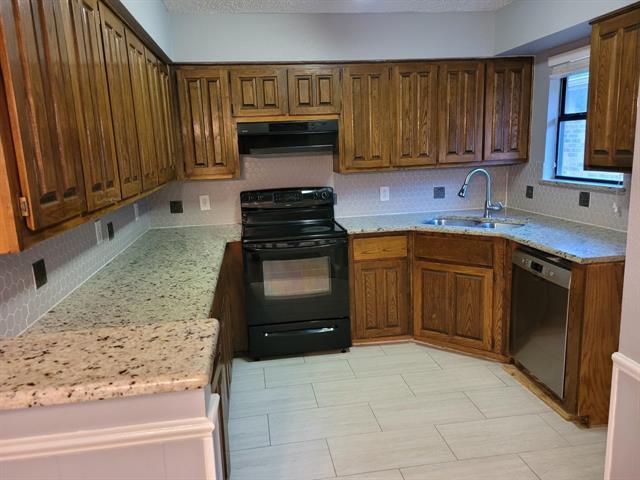 Photo - 910 Boxwood Dr