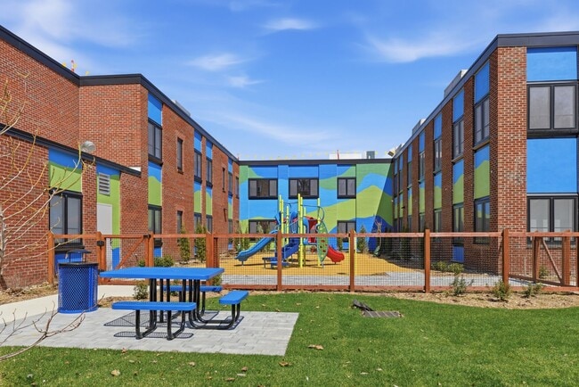 Building Photo - Prospect Place