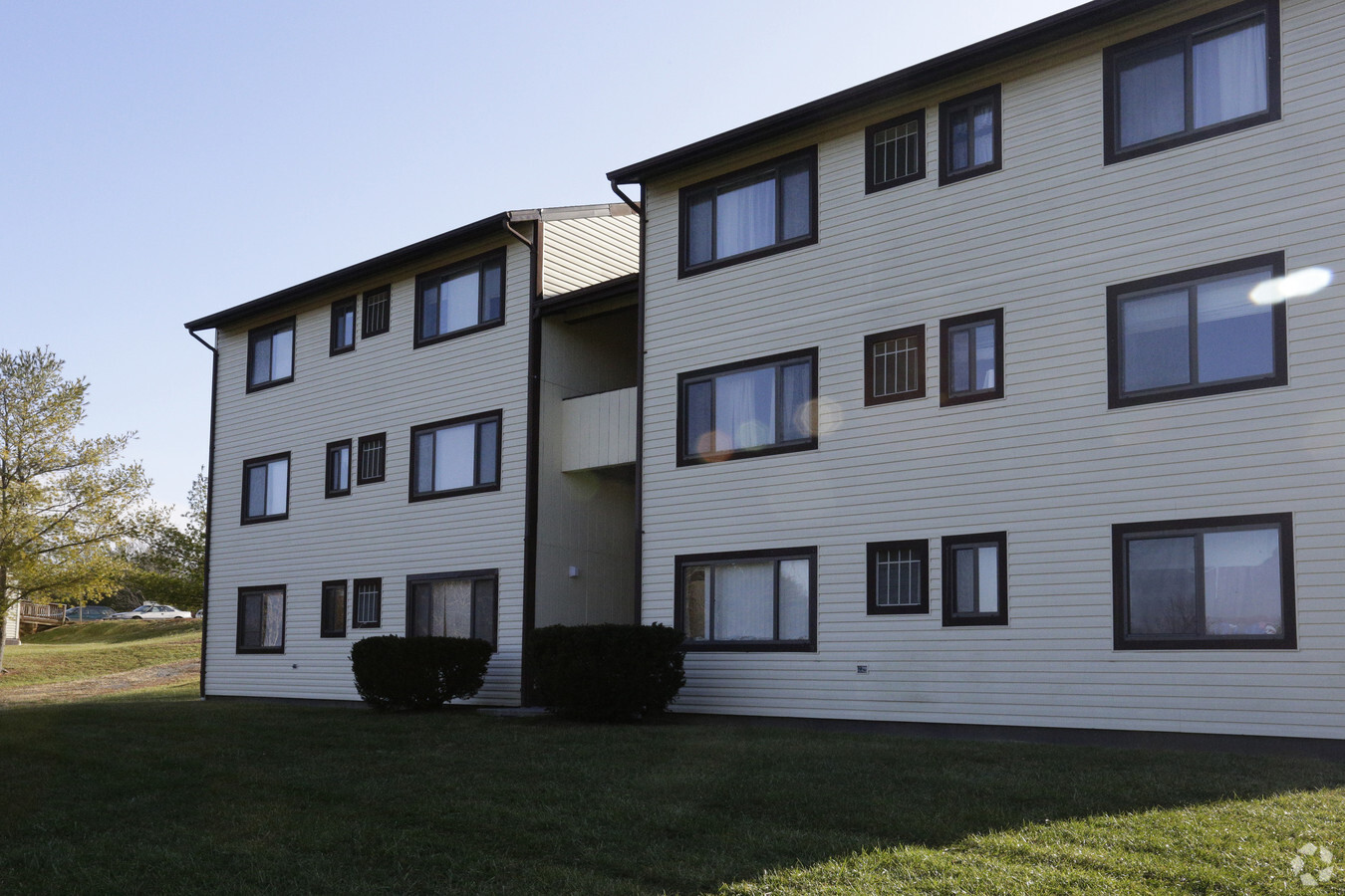 Cedar Creek Apartments - Cedar Creek Apartments
