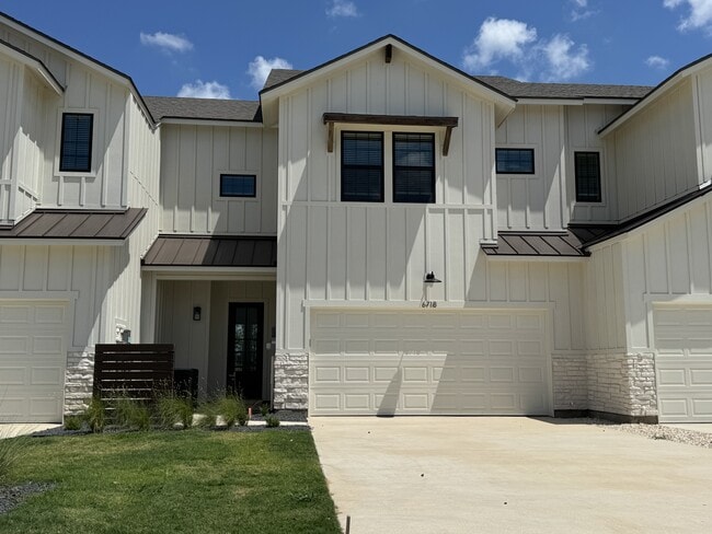 Building Photo - 6718 Abode Ave