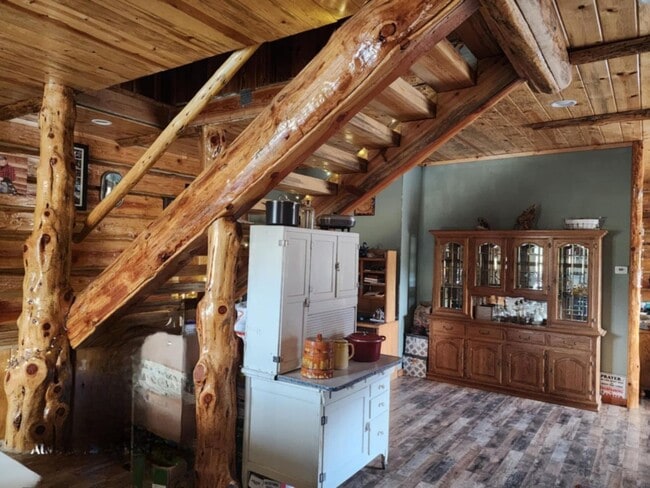 Photo - 61468 Blackhawk Trail Ln