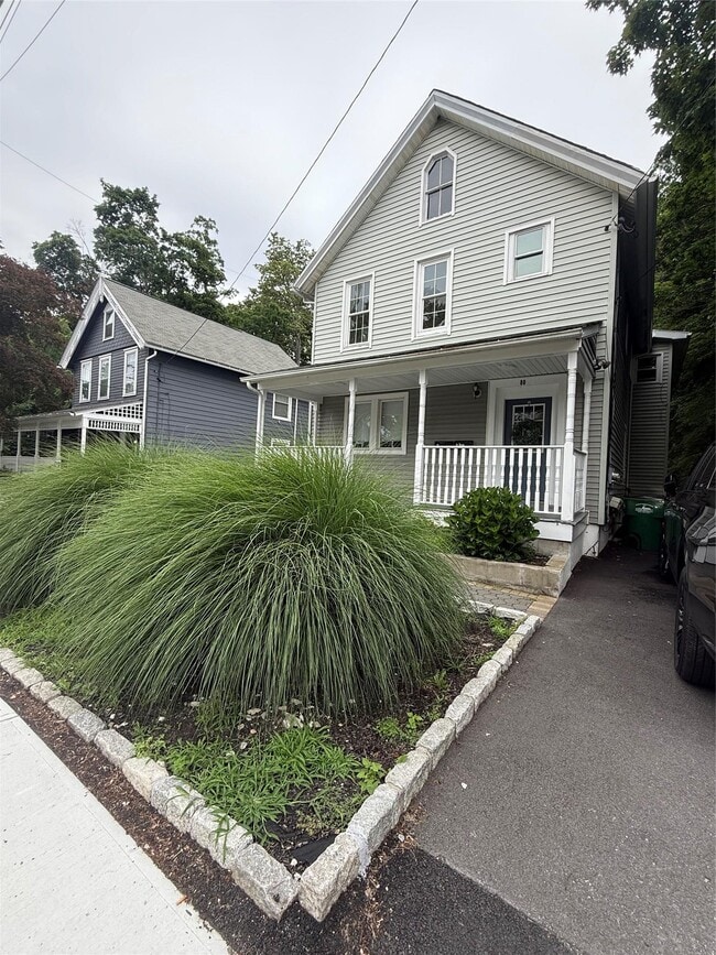 Photo - 80 Teller Ave Townhome