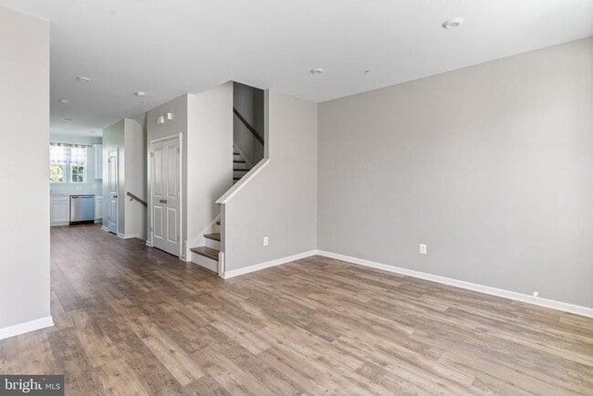 Photo - 43767 Winterberry Wy