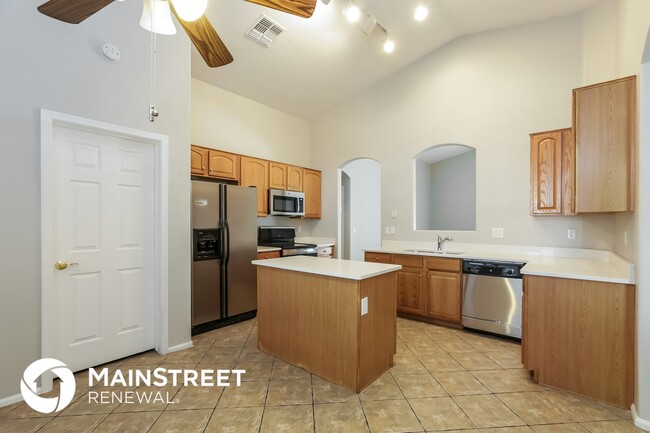 Photo - 12409 W Apache St