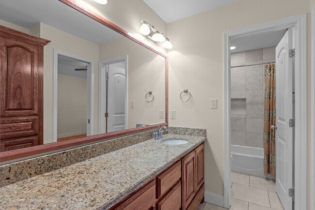 Photo - 2801 Savoy Pl