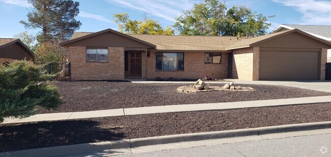 Building Photo - Nice Home in the Telshor Area