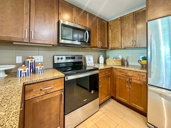 Building Photo - 25 Stonehaven Dr Unit 256 Rental
