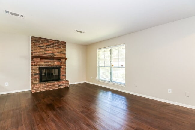 Photo - 1113 Heiden Ct