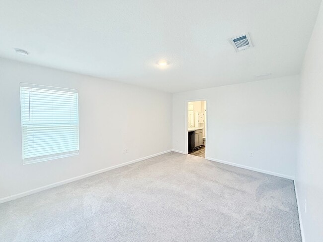 Photo - 4378 Jitterbug St