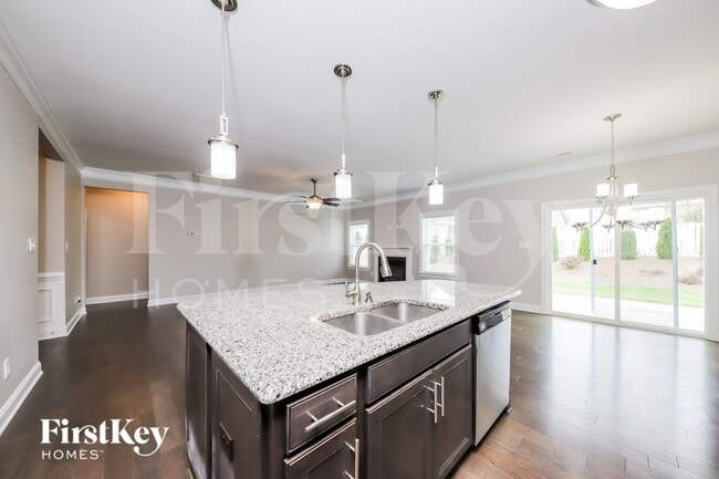 Photo - 115 Glenmoor Ave