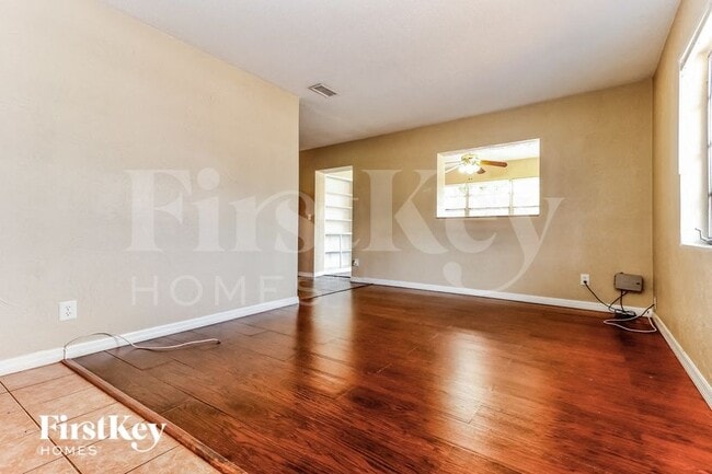 Photo - 1240 Stockton Dr