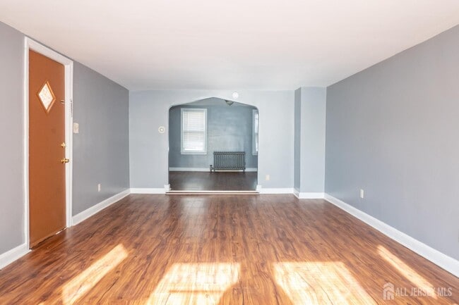 Photo - 217 MacArthur Ave