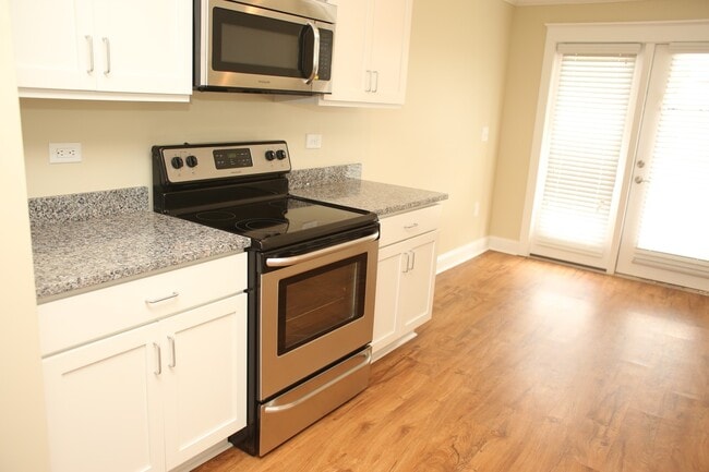 Photo - 3 Bedroom Flat Available at the Woodlands - REDUCED DEPOSIT Unit #102