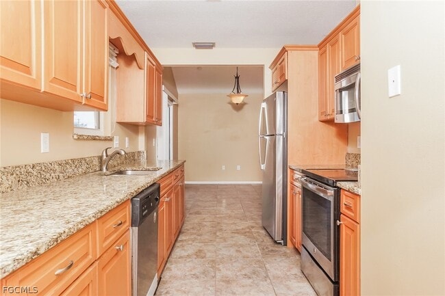 Photo - 7436 Sunnybrook Blvd