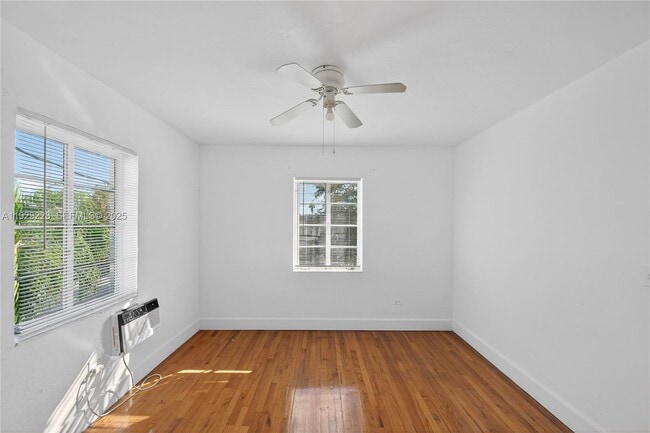 Photo - 1135 Marseille Dr Unit 3