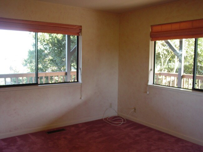 Building Photo - 92 Lucille Way Unit ORINDA BEAUTY Rental