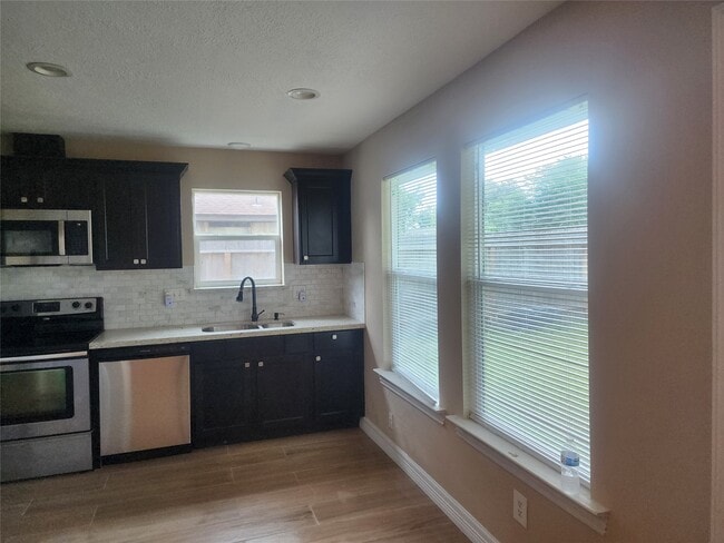 Photo - 10115 Mill Shadow Dr