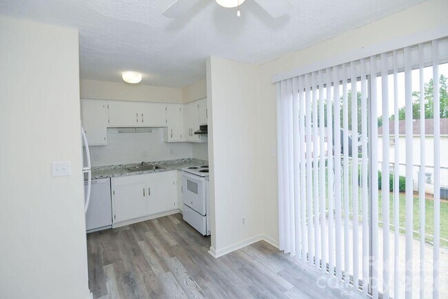 Photo - 7981 Shady Oak Trail Unit 99