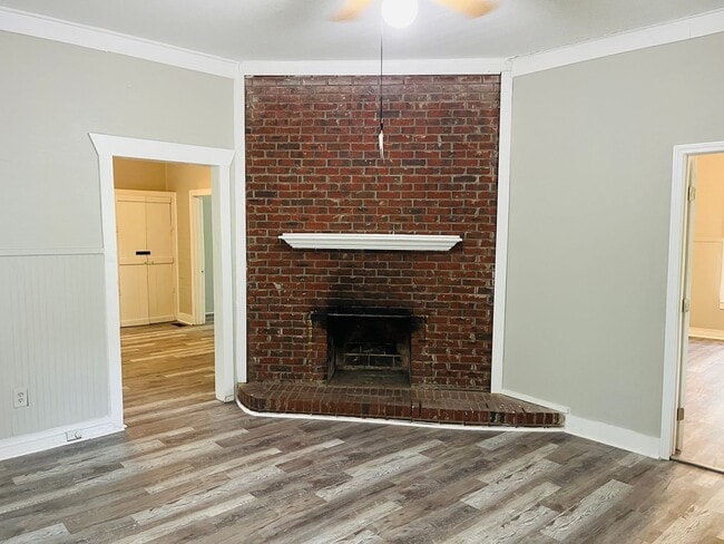 Photo - Cute as a button! 2 bed, 1 full bath, renovated cottage, hardwood floors, large porch, lots of ch...