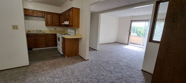 Beautiful community tucked away - Beautiful community tucked away Apartment Unit 408
