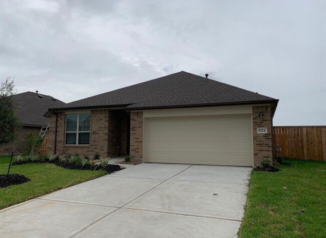 Building Photo - 5224 Pine Pass Dr