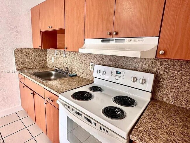 Photo - 2731 NW 27th St Unidad B