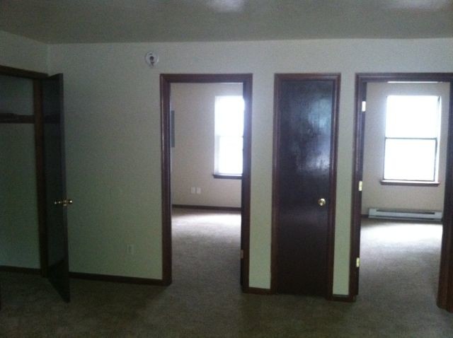 Photo - 1436 Picadilly St