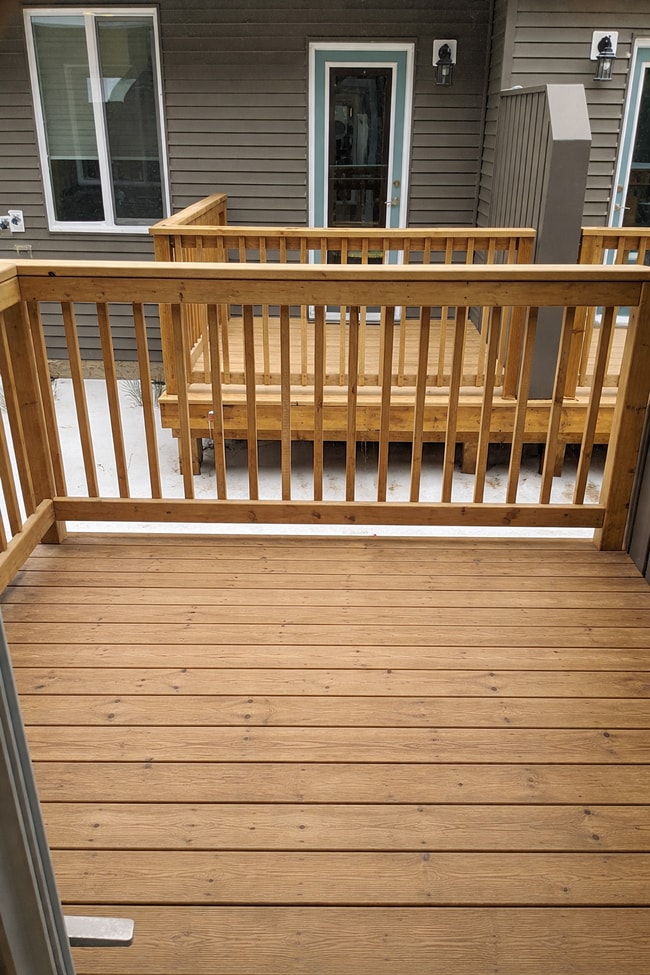 Photo - 2710-2766 66 St SW