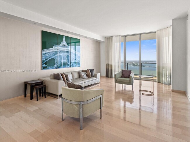 Photo - 1300 Brickell Bay Dr Unit 3701