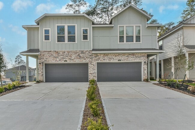 Photo - 678 Royal Arch Dr