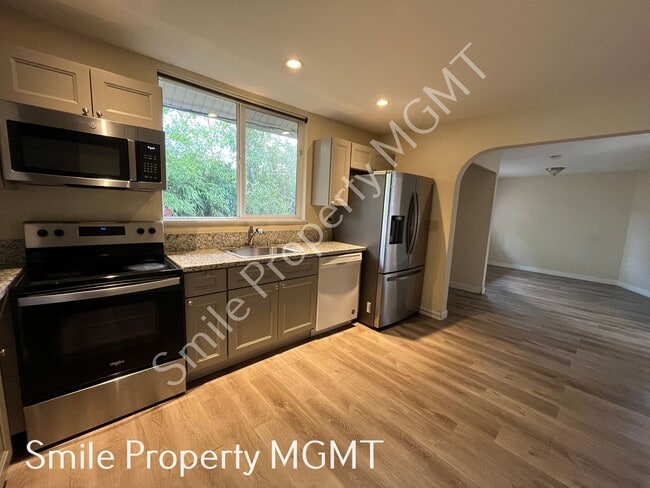 Photo - 13108 SE Cora St Unit A