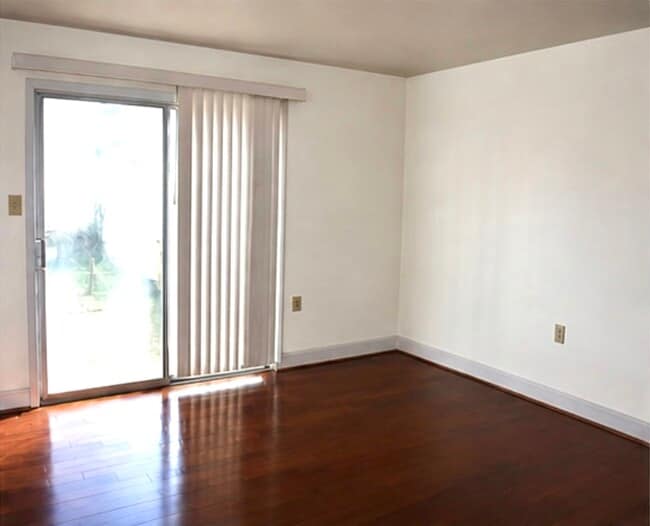 Photo - 1648 Angela Dr