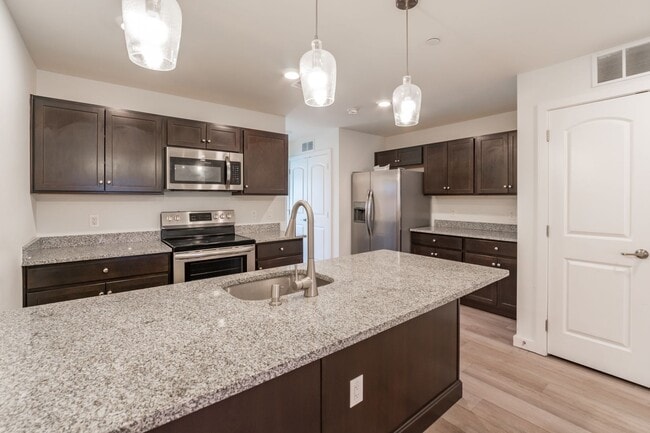 Photo - 3102 N Broad St Unit 3