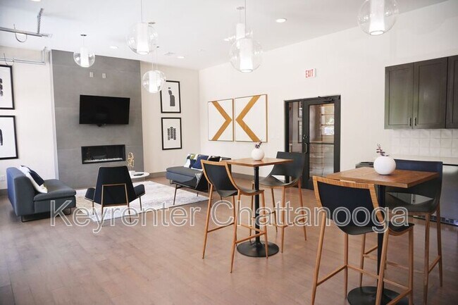 Photo - 782 Riverfront Pkwy Unidad #321