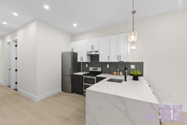 Photo - 3 bedroom in BROOKLYN NY 11221 Unit 1