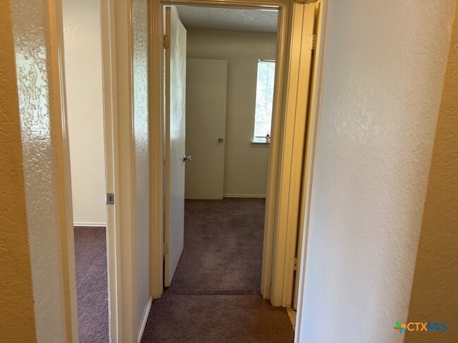 2407 Kirk Cir