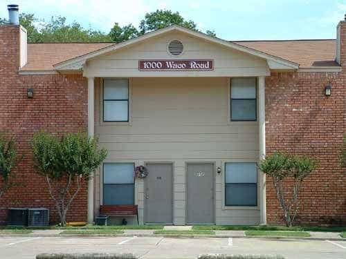 Photo - 1000 Waco Rd Apartments