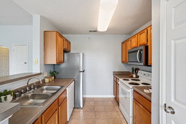Photo - Gorgeous third floor - 1bd/1ba condo Unit 6303