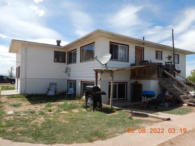 Photo - 2 Bed 1 Bath Apartment Unit Apt 1